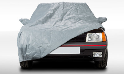 Outdoor cover on a Volkswagen Golf